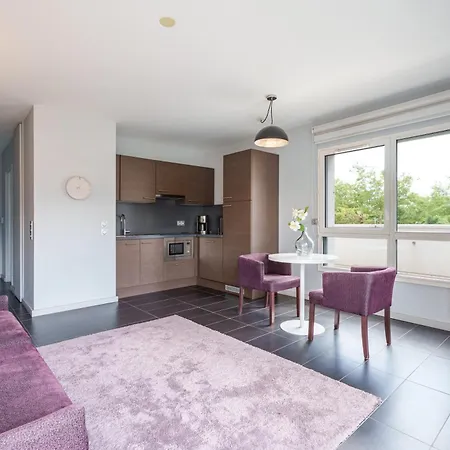 Tempologis Aparthotel 4*