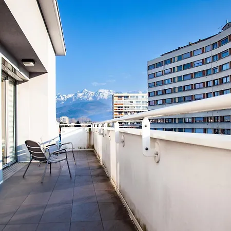 Tempologis Aparthotel *