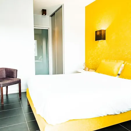 Aparthotel Tempologis *